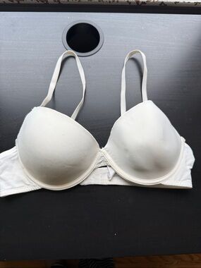 Everyday White Molded T-Shirt Bra with Light Padding
